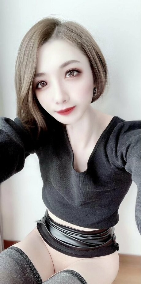 jap310310miomio nudes model images