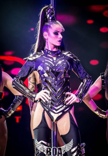 AndreeaNicoletaDinu star beautiful images