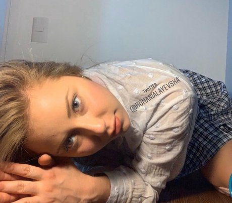 Sharon GDL pornstar erotic pics