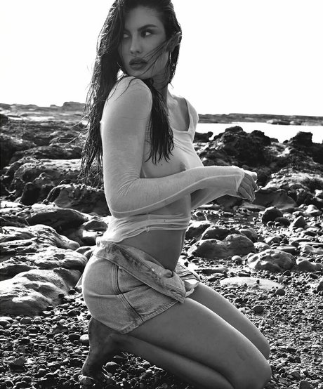 Bethanylydiaa nude model photo