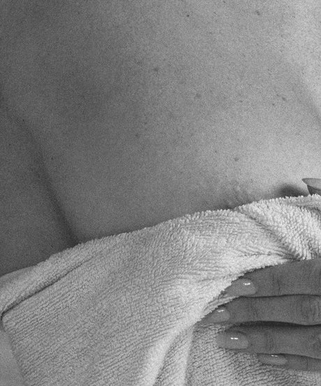 Bethanylydiaa model top galleries