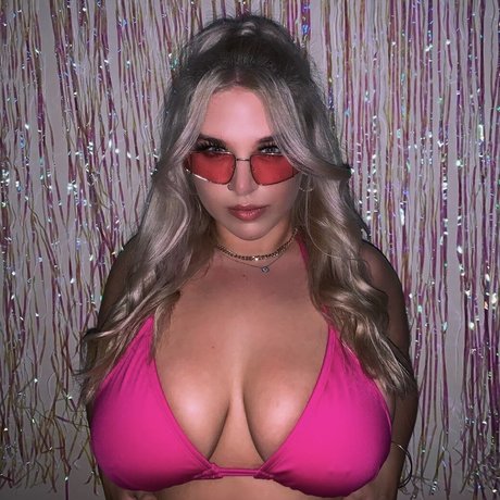 Sierra K model sexy image