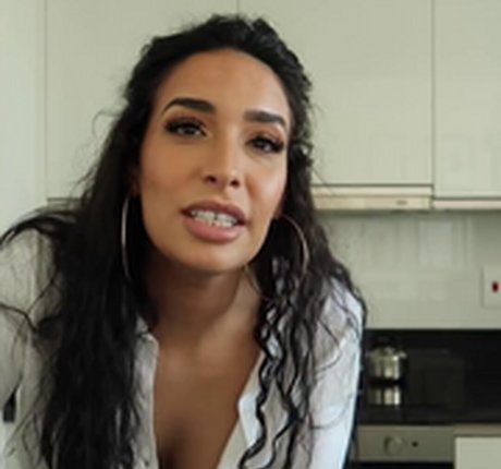 Lamiya Slimani model adult archive