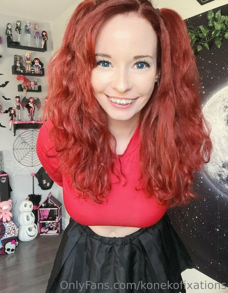 konekofixations model nice photo