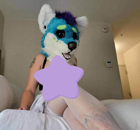 fenna ad pornstar art img