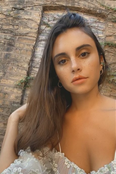 galacticgypsy28 model xxx photo