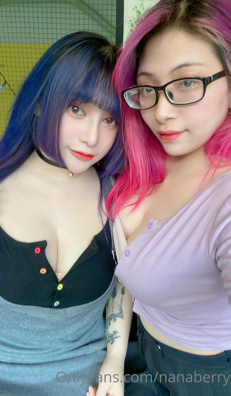 nanaberry pretty pornstar pictures