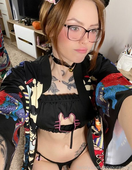 itsyouremily model exclusive photos