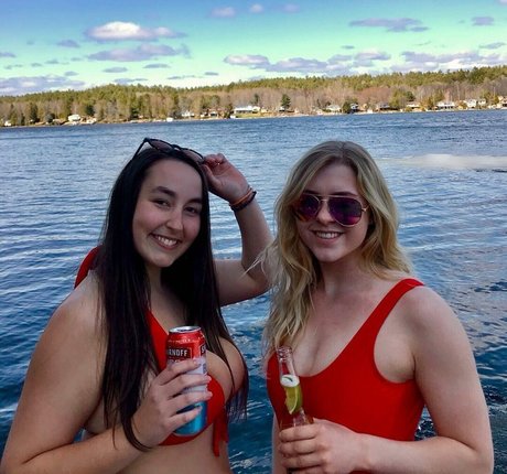 Lexi Thomas free model gallery