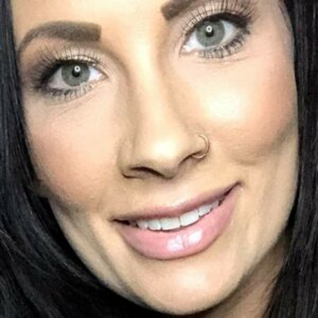 Shaina Wiggins pornographic model gallery