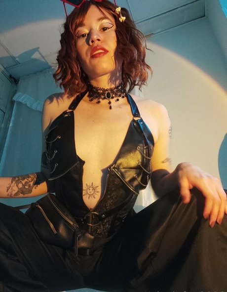 nicolefox0023 pornstar erotic pic