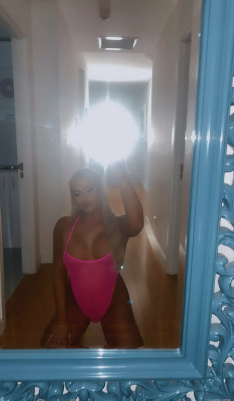 candicev77 high quality actress images