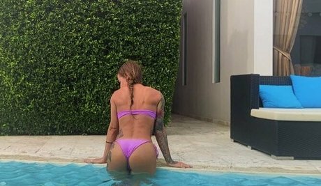 beebeefitgirl adult model archive