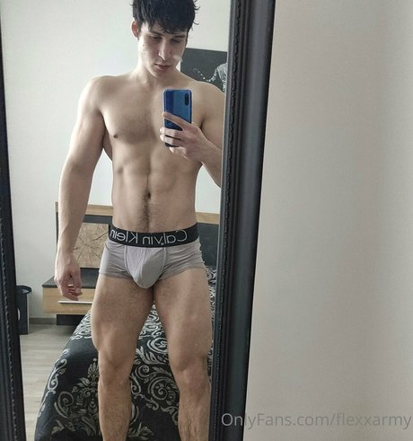 flexxarmy model naked image