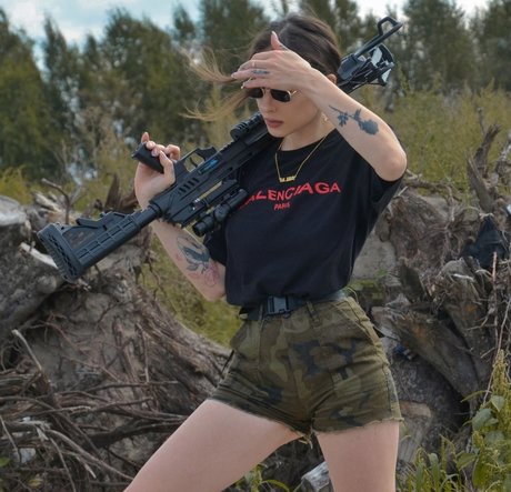 Kit Lilith model pornographic galleries