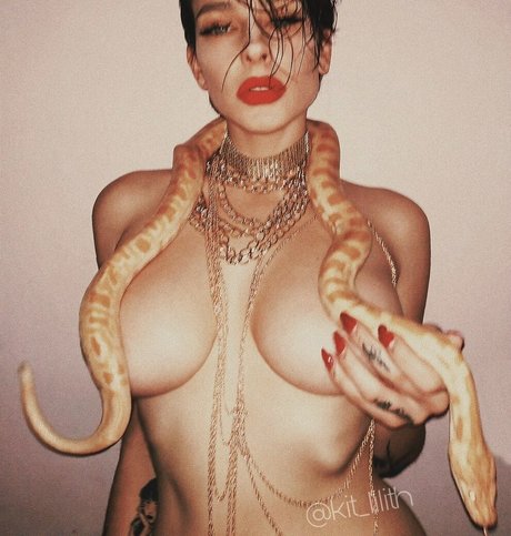 Kit Lilith best actress pictures