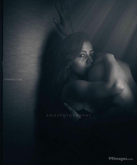 Simran Kaur Hundal best actress images