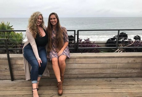 Lo Sangstaaa model free photos