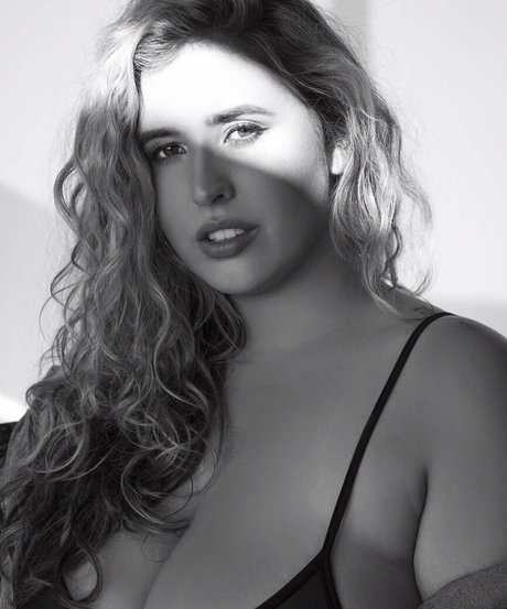 cumshot facial onlyfans porn photos