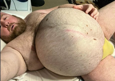 gainerbull beautiful model photo