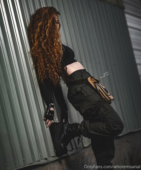 highschooldropout erotic pornstar pic