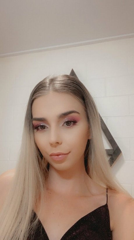 haylieejfree xxx pornstar pictures