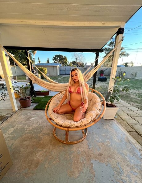 slickmik 11 star nudes pictures