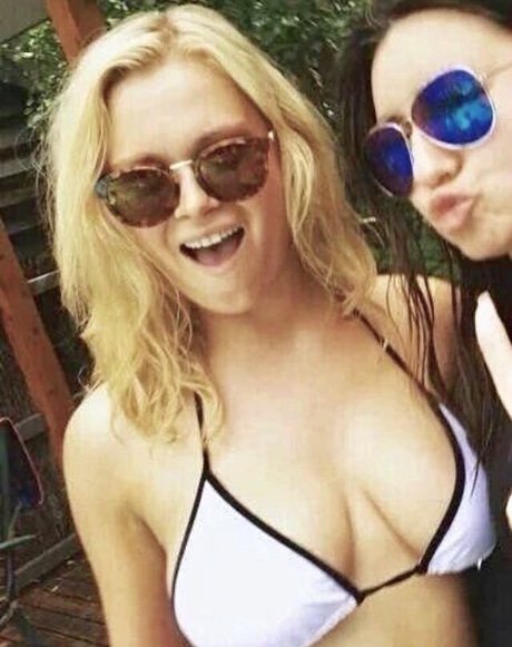 Eliza Taylor nice pornstar image