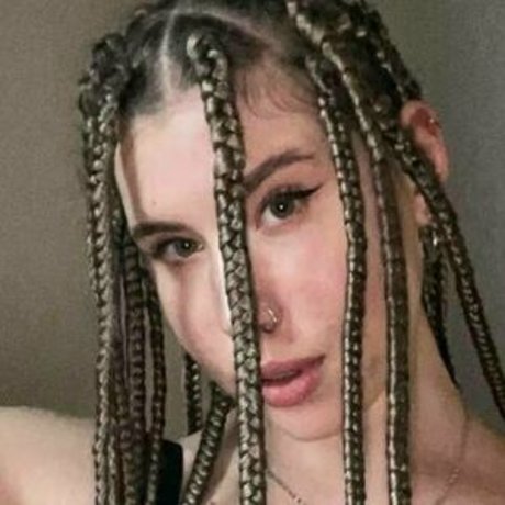 foxyuzumakivip adult actress photos