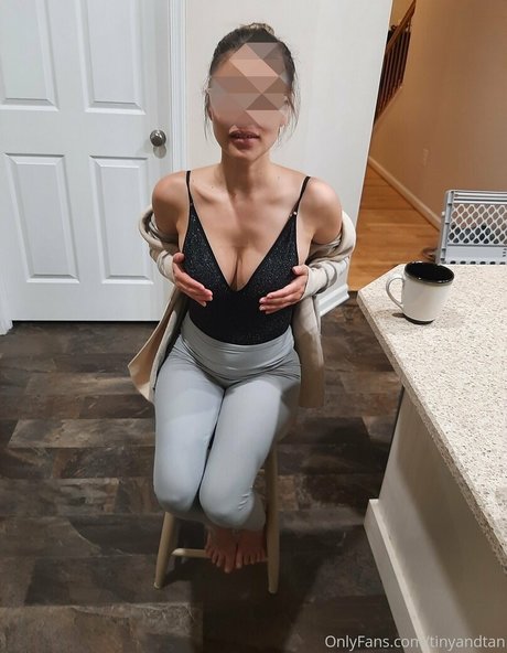 tinyandtan porn model pics