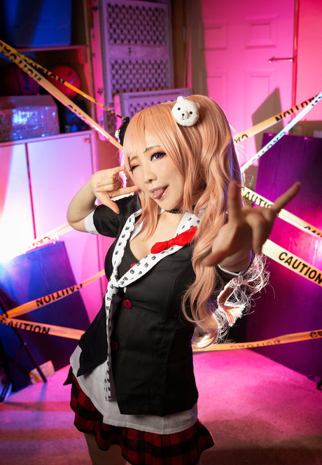 vividvision naked model picture