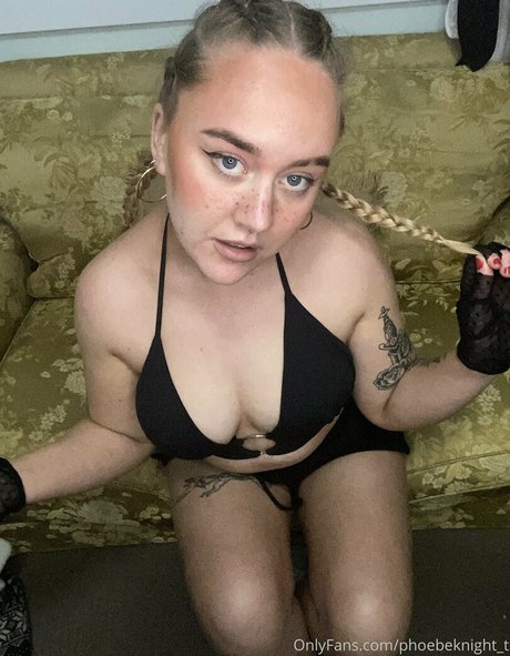 phoebeknight t star hot pic