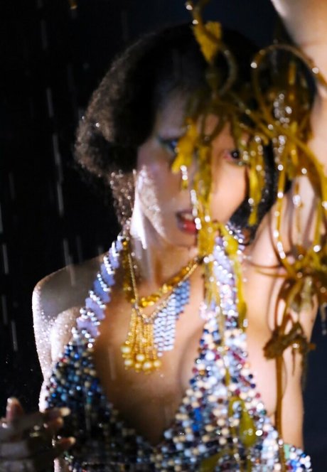 adjust rain sex pornstar pic