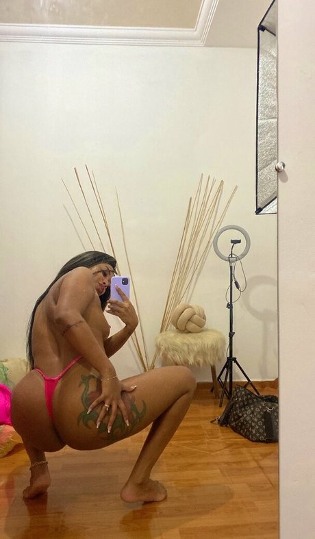 Cynthya Cybelle pornographic model picture