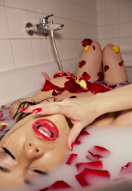 la phoenix ksu model xxx pictures