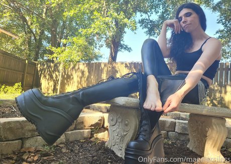 maemerciless pornographic actress gallery