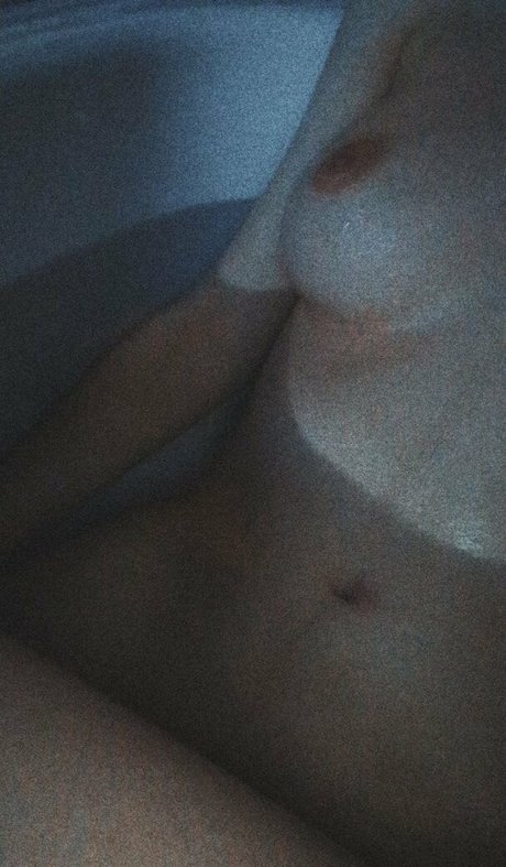 dumbbuni porn model gallery