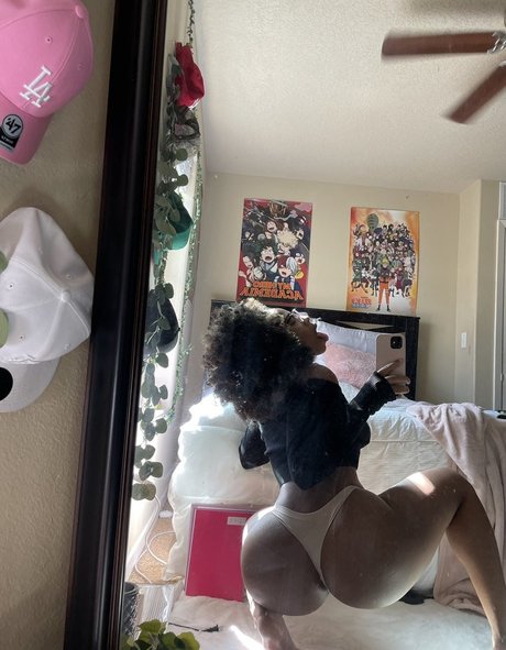 liamirandalinzy model naked pics