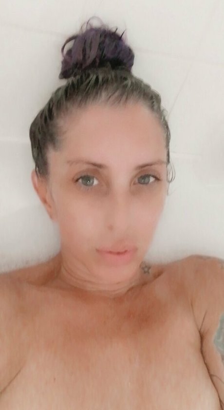 britishmumanddaughter sexy model img