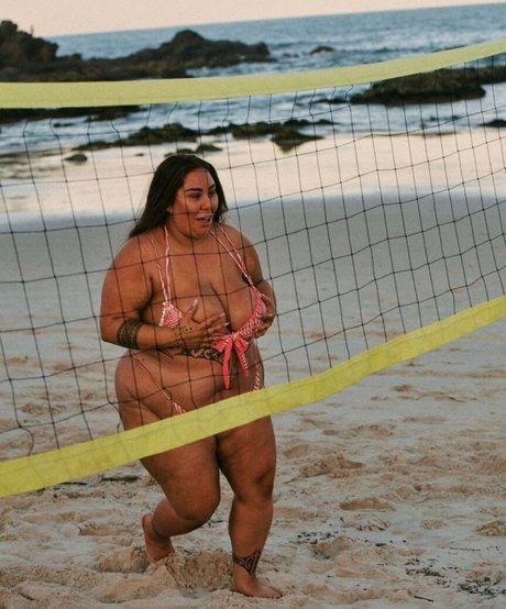 Antonia Waerea Adams erotic pornstar picture