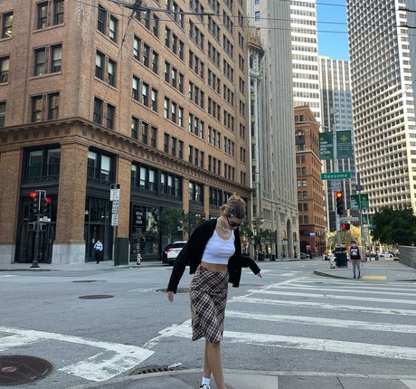 Emiliee Russo model adult archive