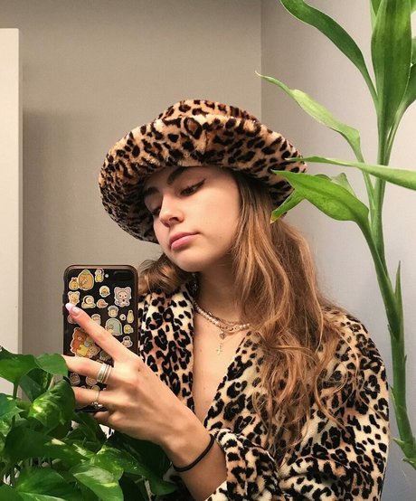 Emiliee Russo pretty model archive