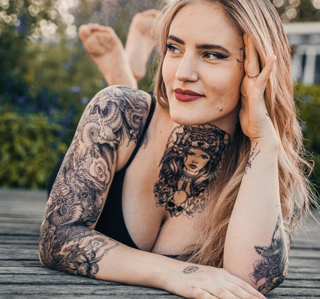 Alena Maier erotic star photos