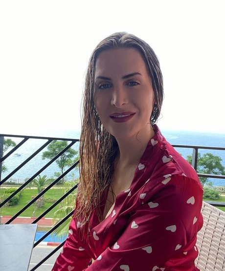 Britishmeghanspice thumbnail