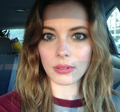 Gillian Jacobs free model pictures