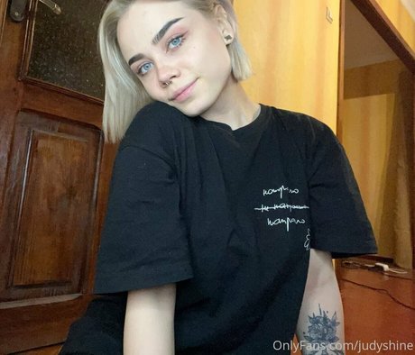 judyshine star sexy img