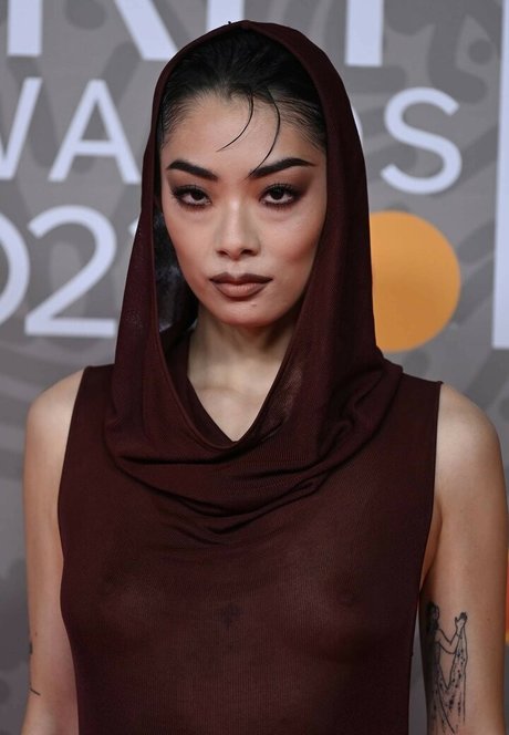 Rina Sawayama hd actress pic