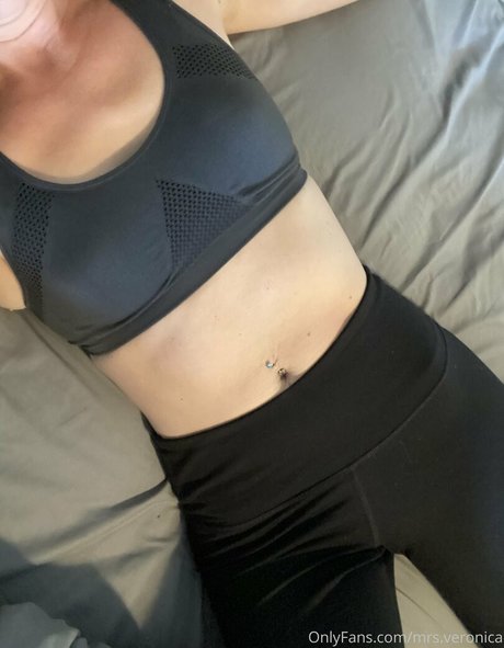 mrs veronica pornstar naked photos