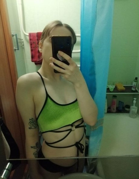 alice space model sex galleries