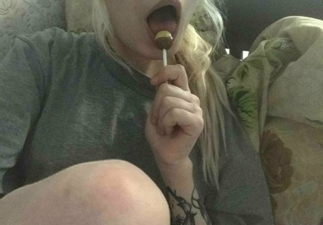amateur lesbian onlyfans best archive